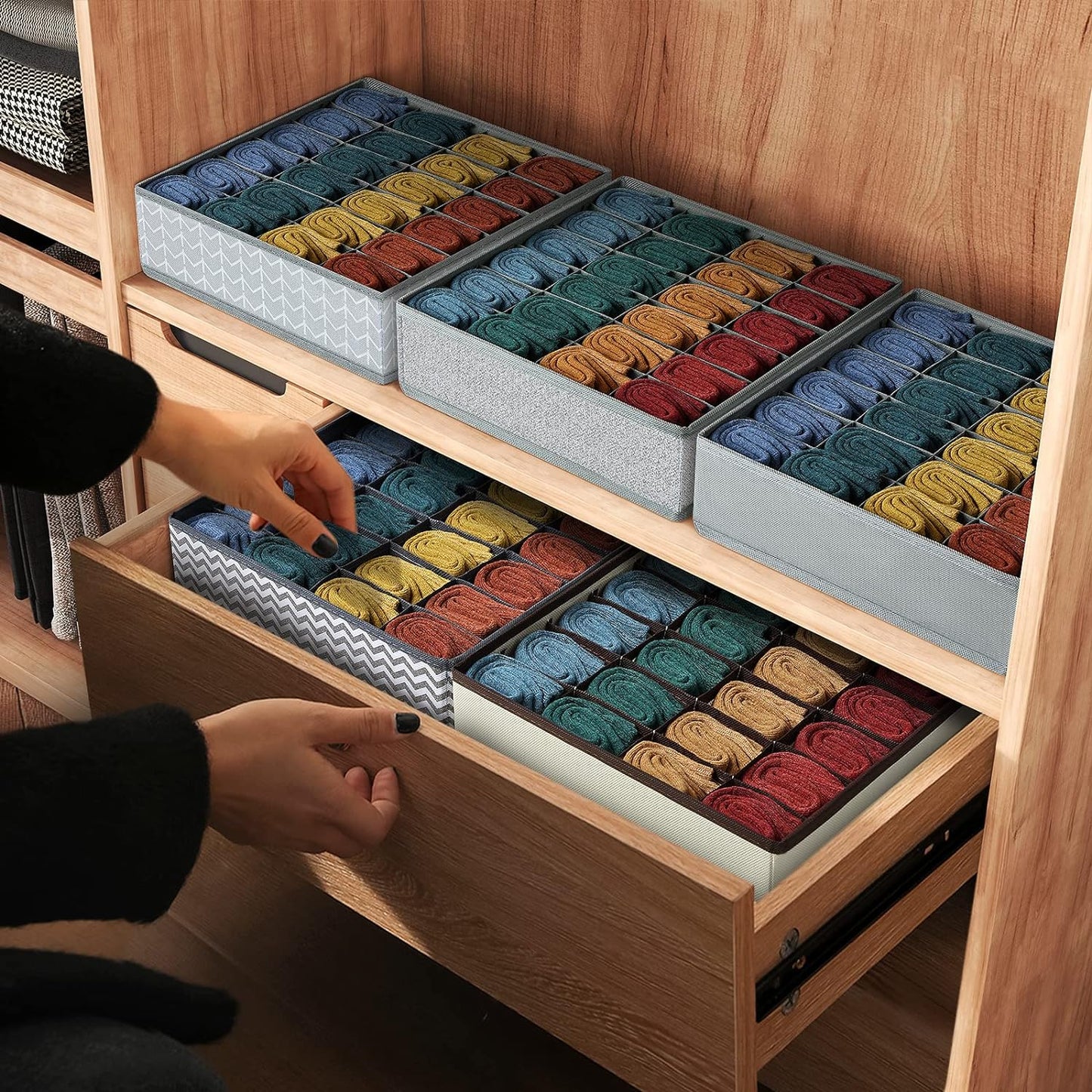 Underwear and Socks Organizer White Box Pair- Zipper Closet Drawer Divider 24 Cells, Storage Box for Socks Underwear